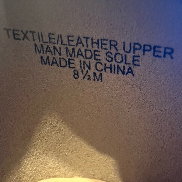 Chain Houndstooth Pointy Toe Pump - Picture 6 of 6